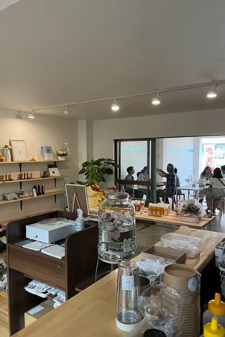 HONEY HOLKAの店舗内